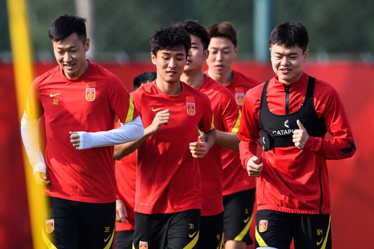 久違了！楊立瑜時(shí)隔近3年重返國(guó)足，上一次入選是2022年2月