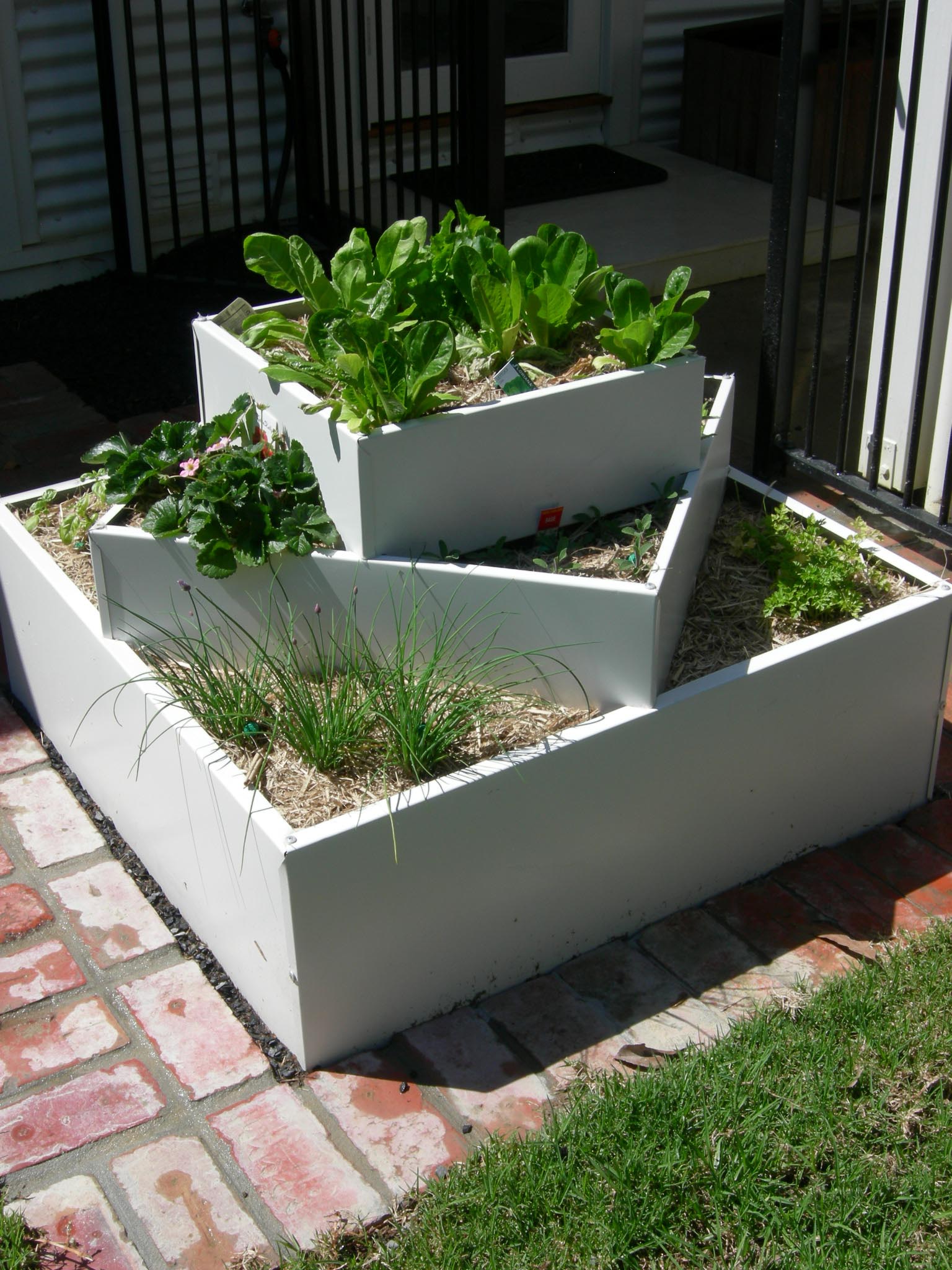 Raised Herb Garden Beds Garden Design Ideas