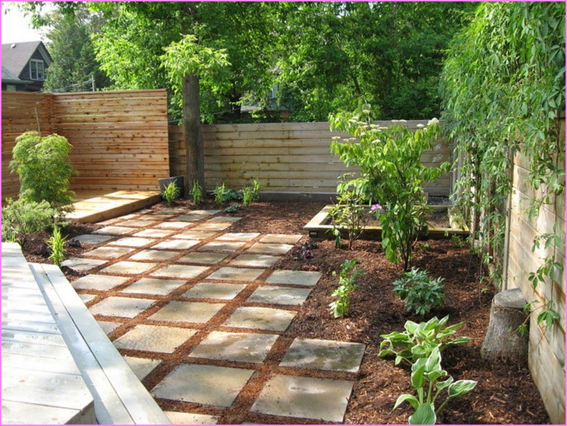 Simple Backyard Landscaping Ideas on a Budget